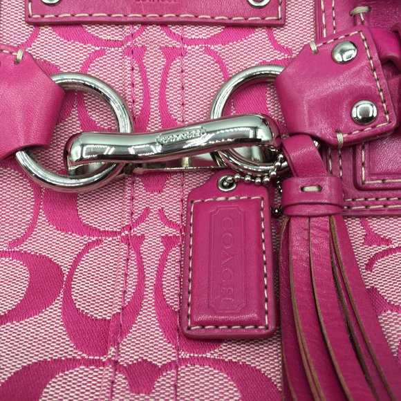 Authentic Coach purse - like new condition - Picture 8 of 8